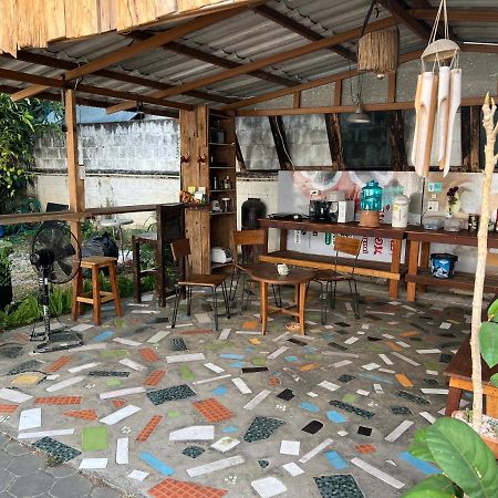 Plumeriahome Near Walking Street เชียงใหม่ ภายนอก รูปภาพ