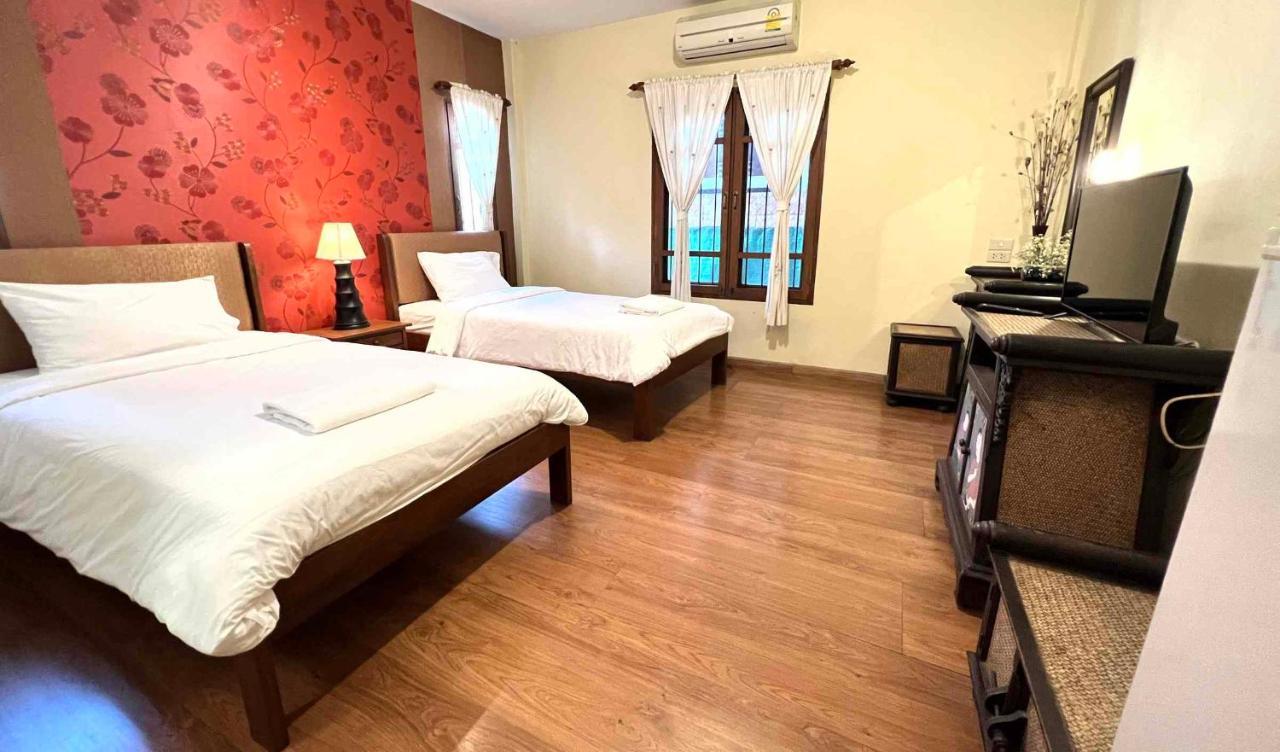 Plumeriahome Near Walking Street เชียงใหม่ ภายนอก รูปภาพ