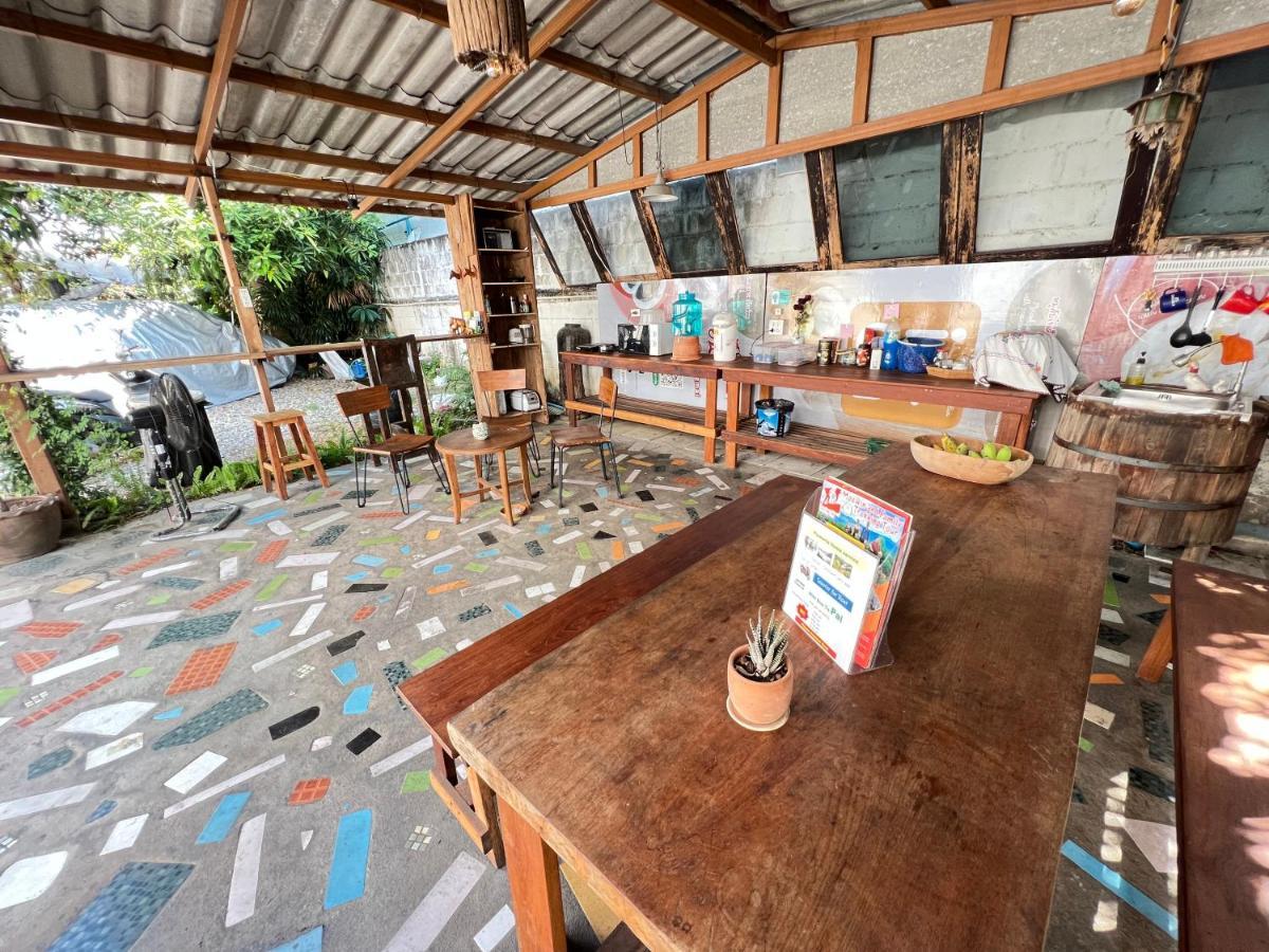 Plumeriahome Near Walking Street เชียงใหม่ ภายนอก รูปภาพ