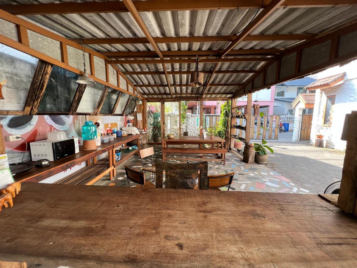 Plumeriahome Near Walking Street เชียงใหม่ ภายนอก รูปภาพ